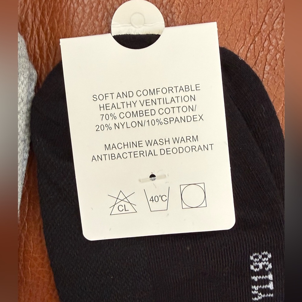 NWB Alo Yoga Unisex Half-Crew Socks – 5 Pairs - Picture 3 of 10